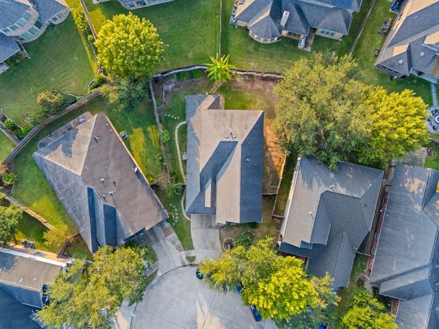 8711 Preston Field Lane, Houston, TX 77095