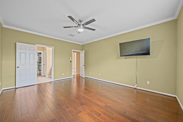 8711 Preston Field Lane, Houston, TX 77095