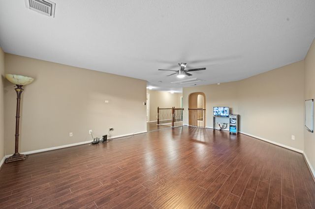 8711 Preston Field Lane, Houston, TX 77095