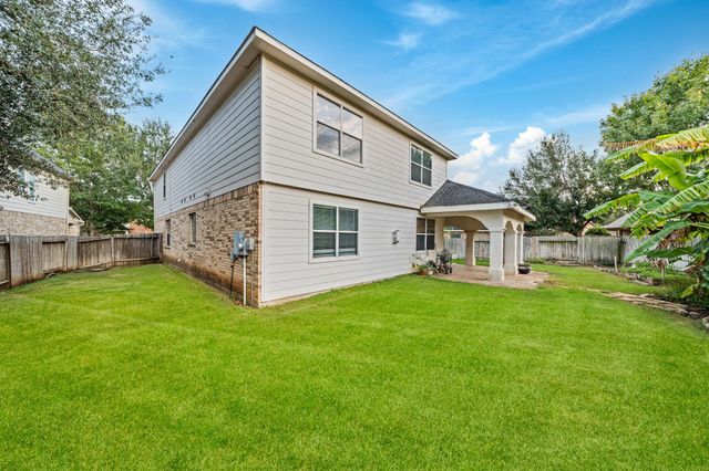 8711 Preston Field Lane, Houston, TX 77095