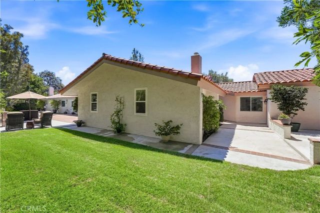 2101 Pioneer Avenue, Fullerton, CA 92831