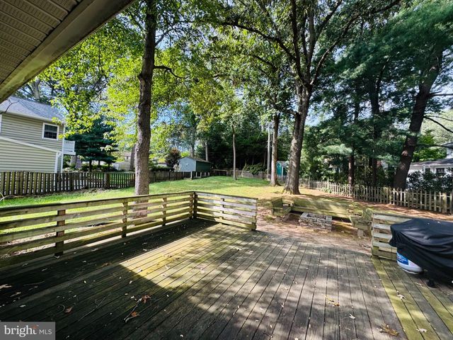 19 SEVERNDALE RD, Severna Park, MD 21146