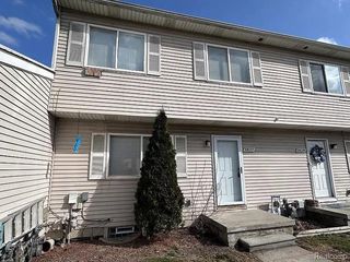 28177 Raleigh Crescent Drive, Chesterfield, MI 48051