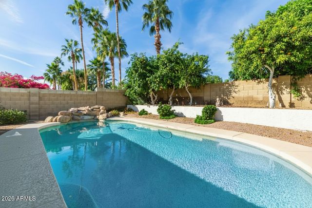 8956 E VOLTAIRE Drive, Scottsdale, AZ 85260