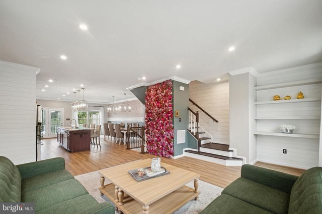 2612 FIAT DR, Hanover, MD 21076