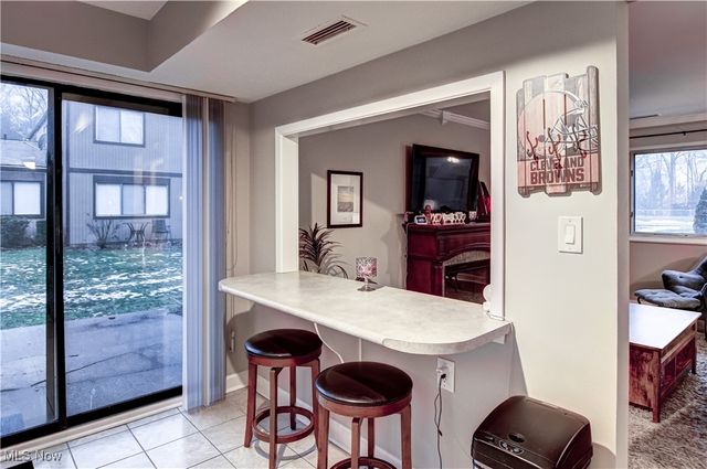 26686 Lake Of The Falls Boulevard, Olmsted Falls, OH 44138