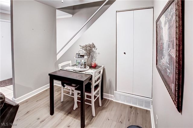 26686 Lake Of The Falls Boulevard, Olmsted Falls, OH 44138