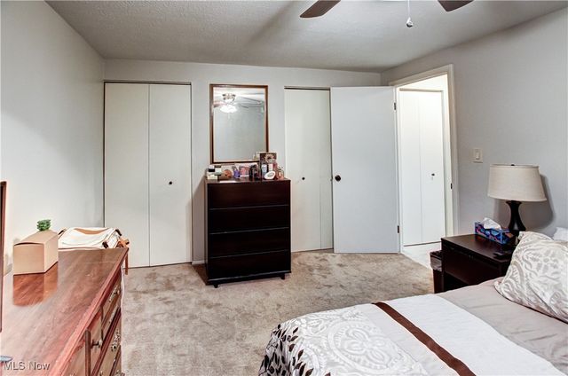 26686 Lake Of The Falls Boulevard, Olmsted Falls, OH 44138