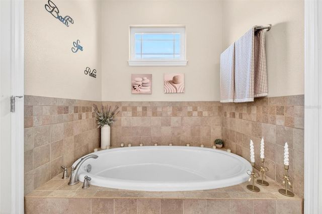 1301 36TH AVENUE N, St Petersburg, FL 33704