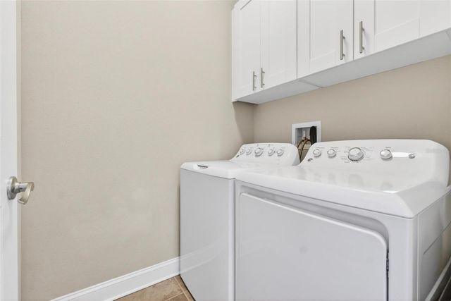 1301 36TH AVENUE N, St Petersburg, FL 33704