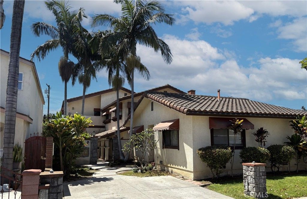 246 E Hullett Street, Long Beach, CA 90805