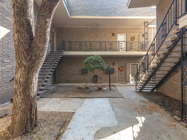 4420 Harlanwood Drive 231, Fort Worth, TX 76109