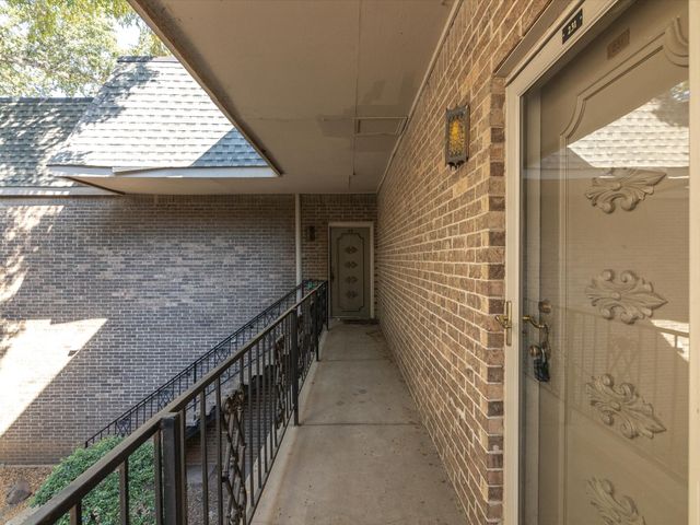 4420 Harlanwood Drive 231, Fort Worth, TX 76109