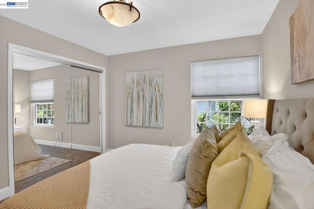 531 Silver Lake Dr, Danville, CA 94526
