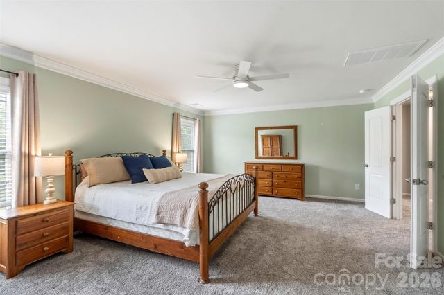 10019 Elizabeth Crest Lane, Charlotte, NC 28277