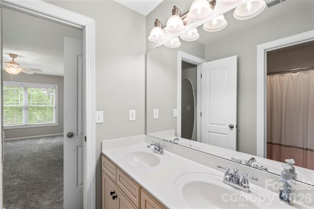 10019 Elizabeth Crest Lane, Charlotte, NC 28277