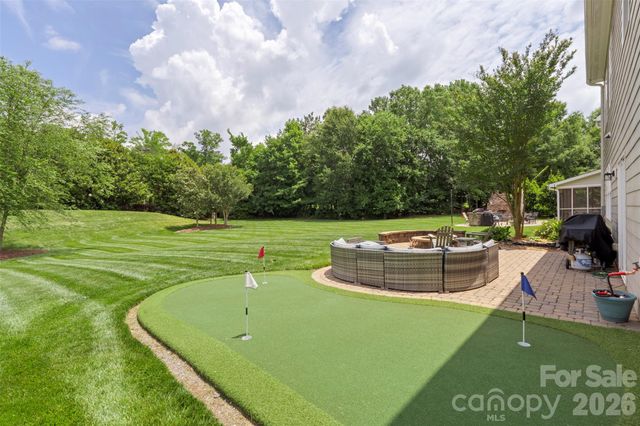 10019 Elizabeth Crest Lane, Charlotte, NC 28277