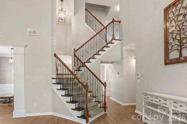 10019 Elizabeth Crest Lane, Charlotte, NC 28277