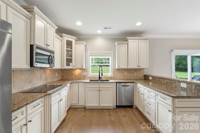 10019 Elizabeth Crest Lane, Charlotte, NC 28277