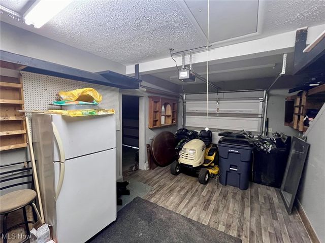 5221 Revere Avenue NW, Massillon, OH 44647