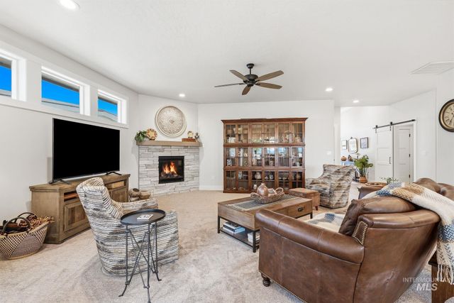 5553 S Snowshoe Place, Boise, ID 83709