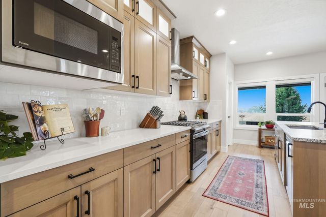 5553 S Snowshoe Place, Boise, ID 83709
