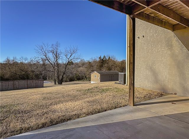 1220 W Holt Avenue, Harrison, AR 72601