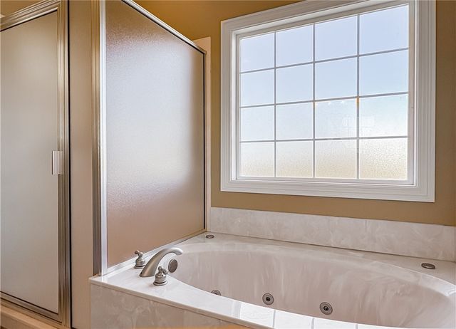 1220 W Holt Avenue, Harrison, AR 72601