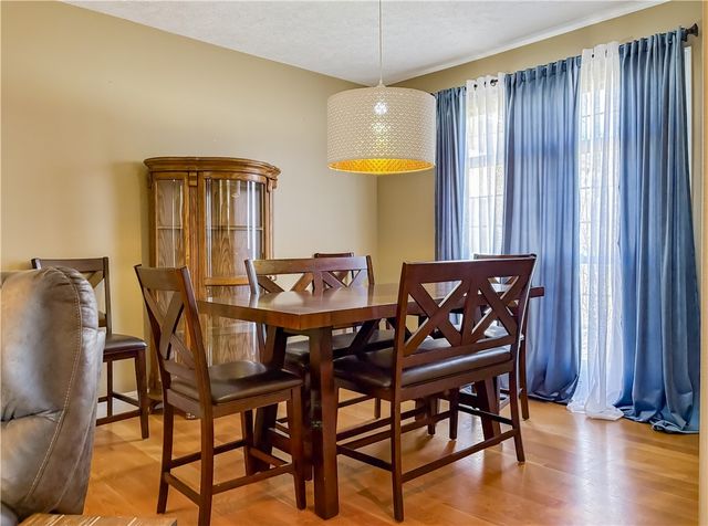 1220 W Holt Avenue, Harrison, AR 72601