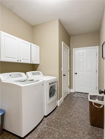 1220 W Holt Avenue, Harrison, AR 72601