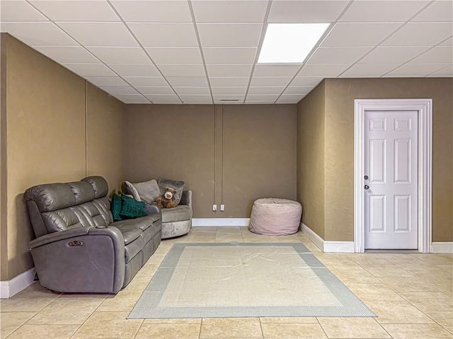 1220 W Holt Avenue, Harrison, AR 72601