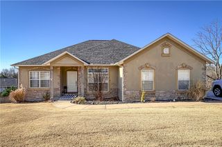 1220 W Holt Avenue, Harrison, AR 72601