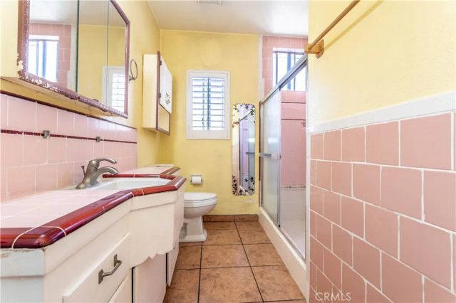 448 Fermoore, San Fernando, CA 91340