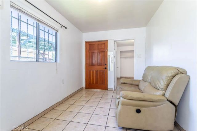 448 Fermoore, San Fernando, CA 91340