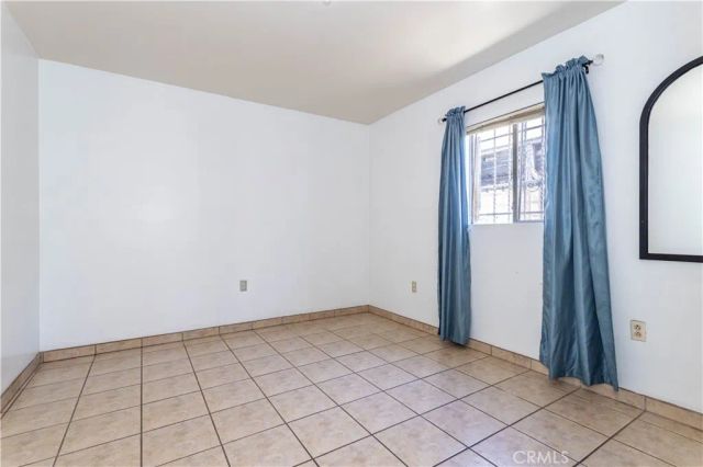 448 Fermoore, San Fernando, CA 91340