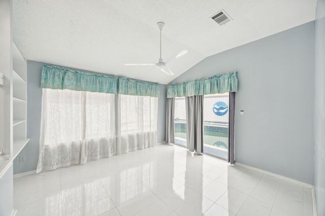 2204 Via Del Plata, Carrollton, TX 75006