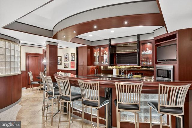 2056 AUTUMN RIDGE RD, Macungie, PA 18062