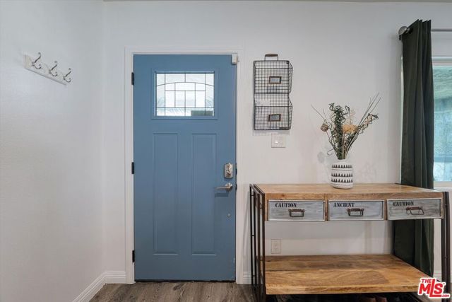 3447 9th Avenue, Los Angeles, CA 90018