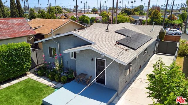 3447 9th Avenue, Los Angeles, CA 90018