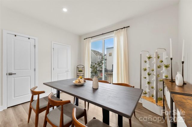 3748 Ellington Street, Charlotte, NC 28211