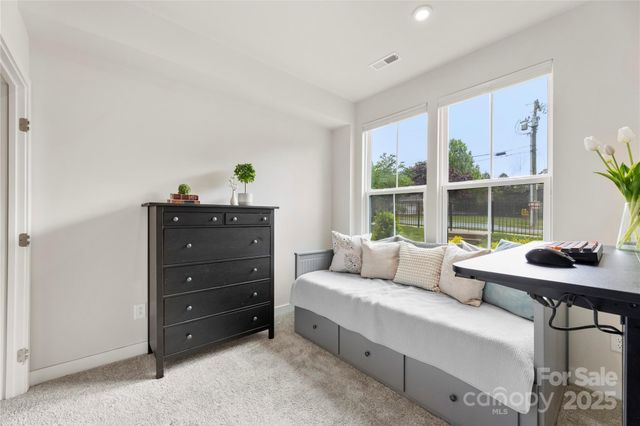 3748 Ellington Street, Charlotte, NC 28211