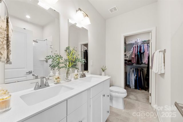 3748 Ellington Street, Charlotte, NC 28211