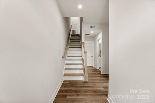 3748 Ellington Street, Charlotte, NC 28211