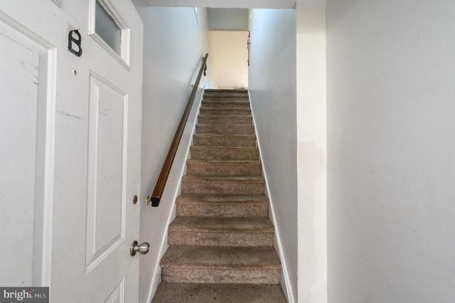 127 CHAUCER RD, Mount Laurel, NJ 08054