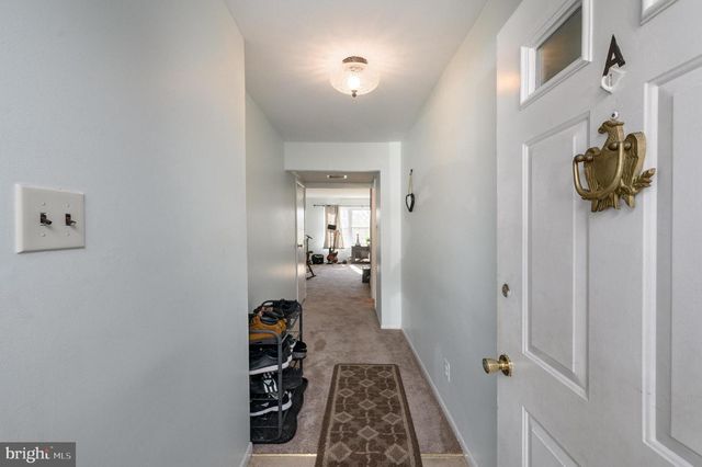 127 CHAUCER RD, Mount Laurel, NJ 08054