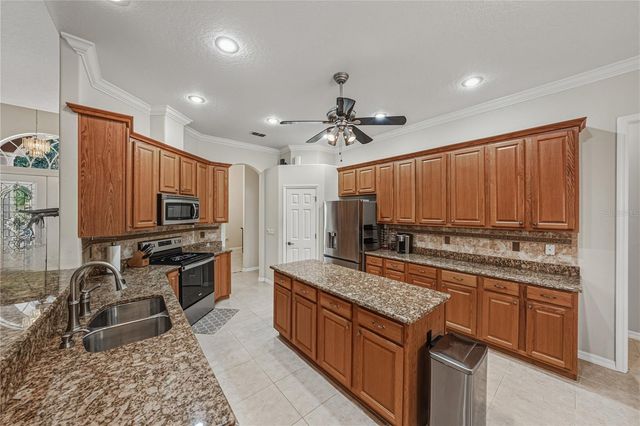 12852 GRAND TRAVERSE DRIVE, Dade City, FL 33525