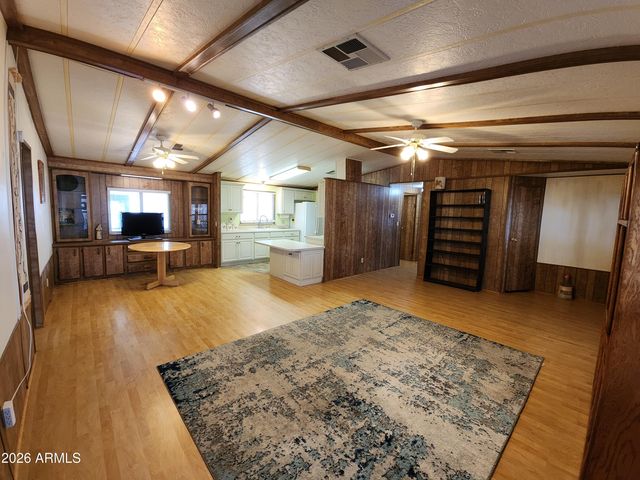 806 E PENNSYLVANIA Avenue, Florence, AZ 85132