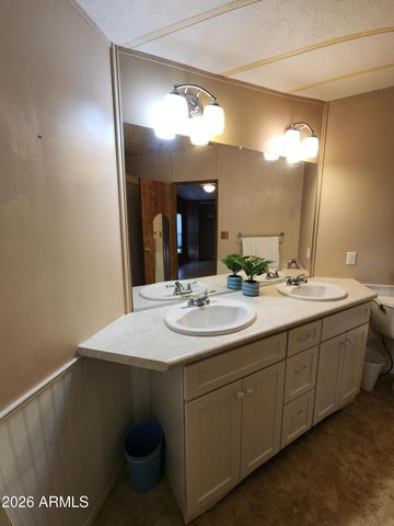 806 E PENNSYLVANIA Avenue, Florence, AZ 85132