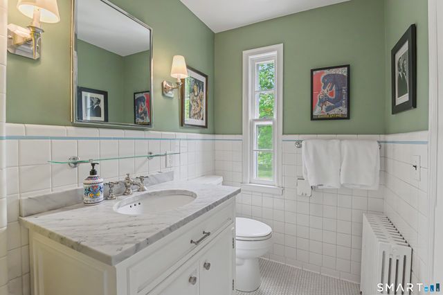 351 Wilton Road West, Ridgefield, CT 06877