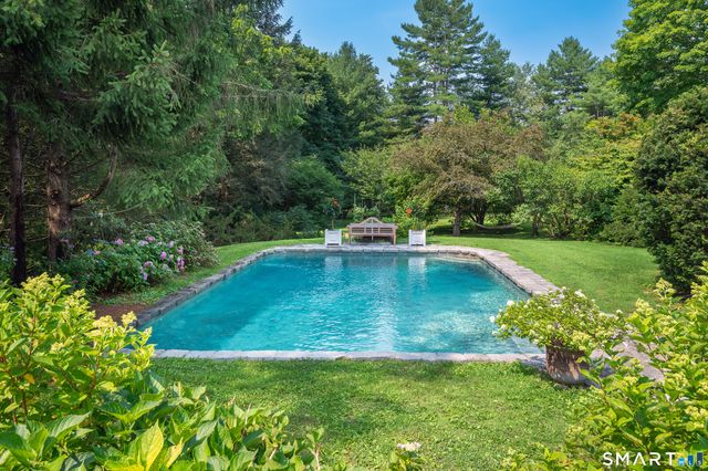 351 Wilton Road West, Ridgefield, CT 06877